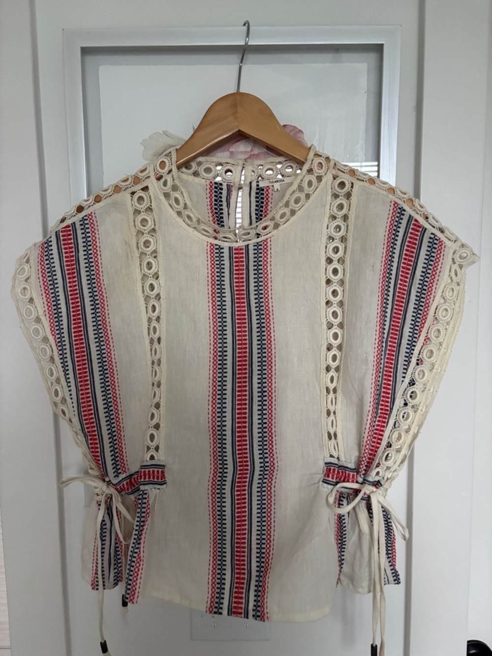 Tularosa Cream Striped Crochet Trim Blouse Top Side Tie Trendy Designer Sz S - Picture 2 of 12